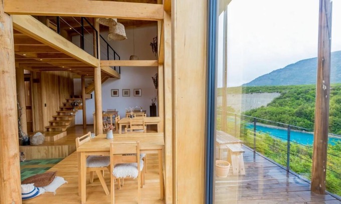 Cochrane Cabina | BordeBaker Lodge