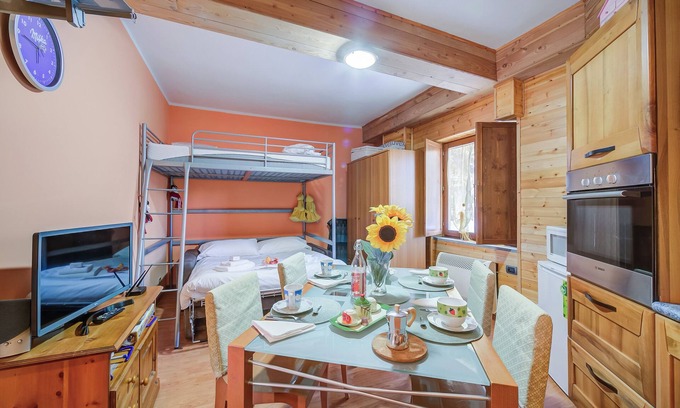 Borgata Sestriere Apartamento | Borgata Family Studio Ski In Ski Out 300m, Sestriere, Italy
