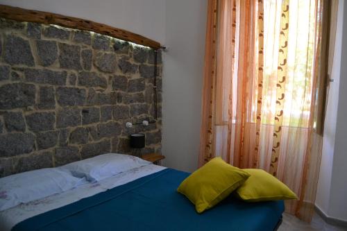 Arbatax Apartamento | Borgo Marinaro La Medusa Arbatax - camera matrimoniale con bagno privato-