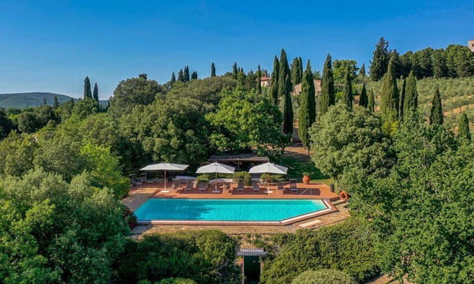 Gaiole in Chianti Villa | Borgo Merlo - Nueve Habitaciones Villa, Capacidad 22