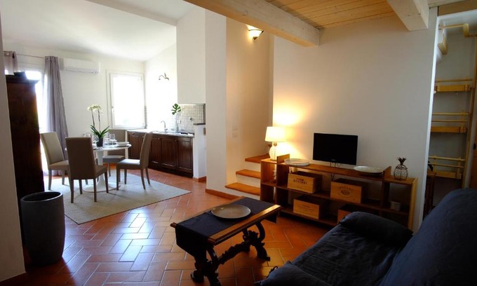 Sant' Ambrogio Apartamento | Borgo Pinti 49