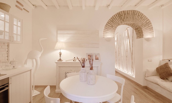 Rione XIV Borgo Apartamento | Borgo Pio Vatican Luxury