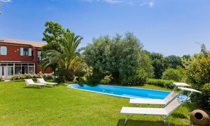 Sirolo Casa | Borgo Rosso Country House B&B
