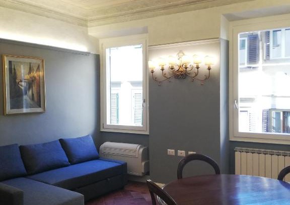Santo Spirito Apartamento | BORGO SAN FREDIANO SUITES