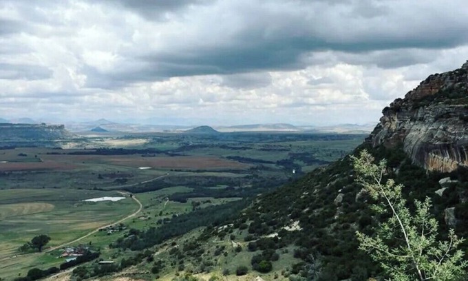 Ficksburg Otro | Boschfontein Mountain Lodge: farmhouse near Ficksburg with stunning views.