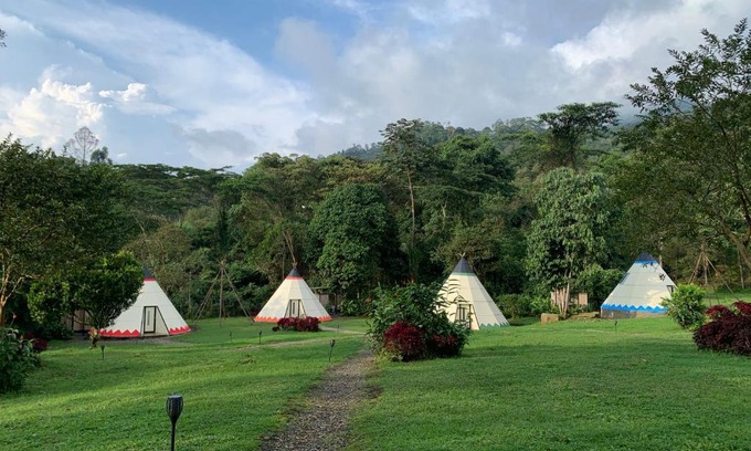 Tena Otro | Bosque de Aventura & Glamping El Faro
