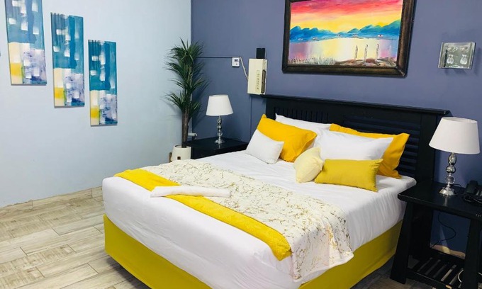 Pretoria Casa | Botlhale Guesthouse, Events & Spa