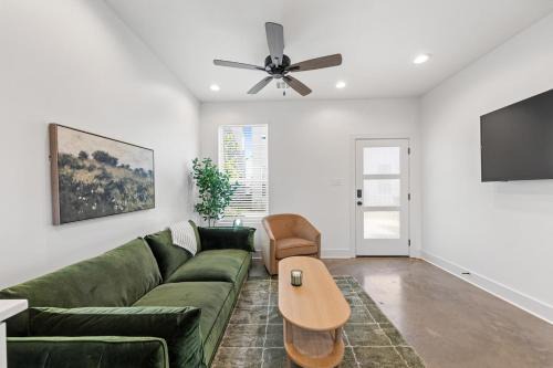 Lafayette Apartamento | Boudin House Luxury Amenities Prime Location WiFi