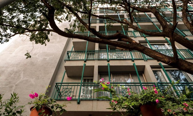 Surat Apartamento | Bougainvilla Apartment