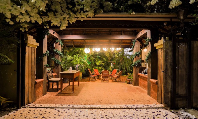Aguada Fort Area Casa | Bougainvillea Guest House