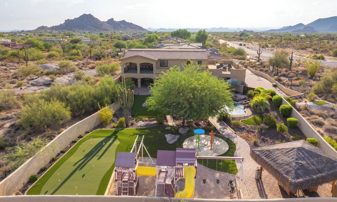 Pinnacle Peak Casa | Boulder 84 by LuxeKey | Splash Pad, Billiards, Putting Green & 360 Desert Views