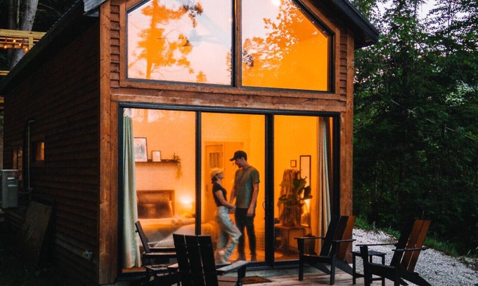 Rogers Apartamento | Unique Boulder Hot Tub | Cliff | Fire pit | Dogs