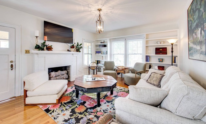 Lebanon Casa | Bourbon Trail Fun: Dtwn Lebanon Home w/Game Room