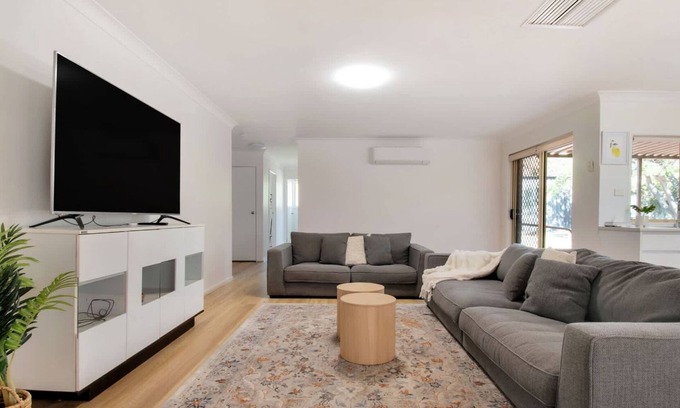 Bourkelands Casa | Bourkelands Family Nook - Pet Friendly