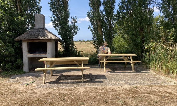 Beauvoir-sur-Mer Casa | Bourrine Vendéenne Proche de Noirmoutier, Idéal Pour les Grandes Familles
