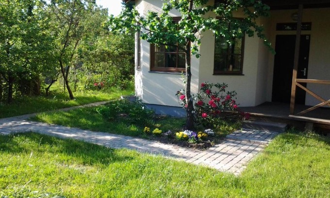 Ziepniekkalns Apartamento | Boutigue city house with terrace and garden free parking
