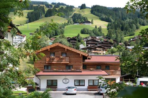 Saalbach-Hinterglemm Apartamento | Boutique Apartment BERGLIEBE, ski in-out