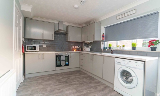 Huntington Casa | 3 Bed-Moderno-Casa-Baño Privado-Vista al Jardín