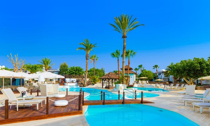 Playa Blanca Hotel | Boutique Hotel H10 White Suites - Adults Only