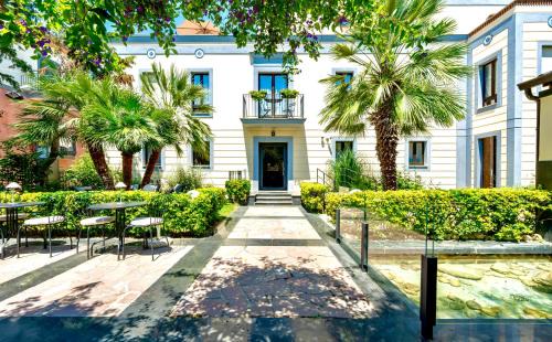 Pozzuoli Hotel | Boutique Hotel Palazzo Donna Iulia