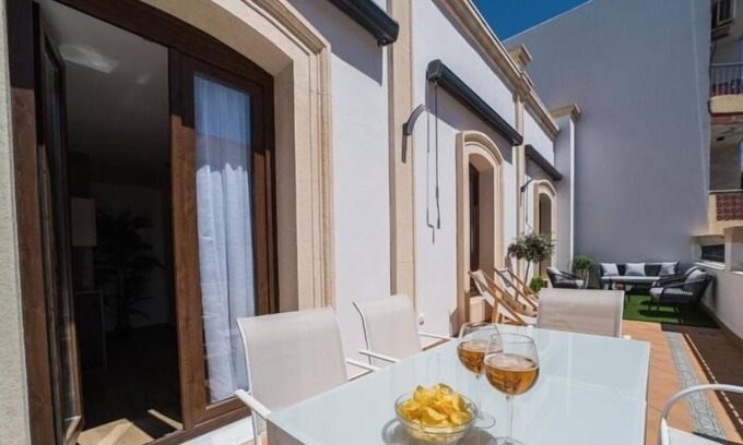 Almeria Centro Apartamento | Boutique La Gloria (Atico)