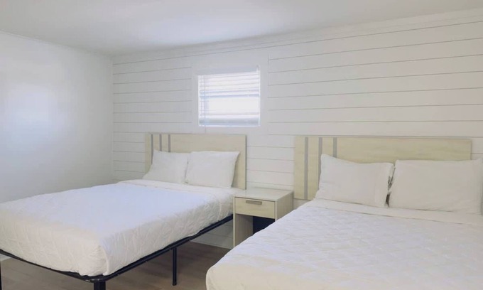 Downtown Myrtle Beach Apartamento | Boutique on the beach, Studio #123 + Pool