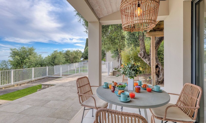 Ventimiglia Casa | Boutique Pool Apt. Balzi Rossi - Lucca 2, Ventimiglia, Italy