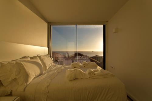 Foz do Douro Apartamento | Boutique Rentals- Bliss By The Sea Apt- Ocean views in Foz Beach