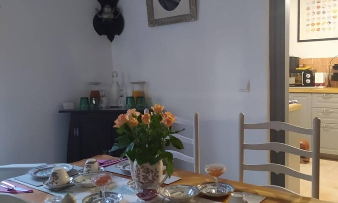 Quillan Casa | Boutique Townhouse with mountain views and river