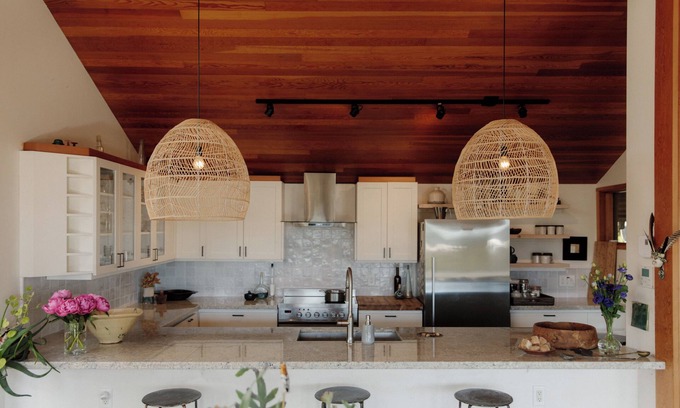Bowen Island Casa | Bowen Boho House | Ultra-Luxury
