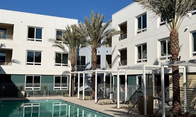 Midway District Apartamento | Bowen: Chic 1-BR Apartment w/ AC & Gym in Charming Point Loma, San Diego