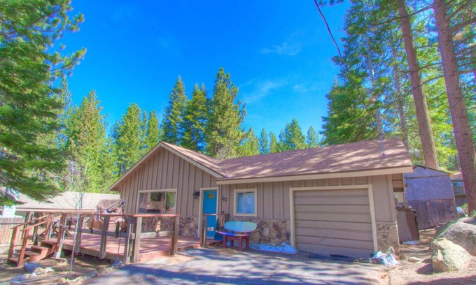 Lower Kingsbury Cabina | Bowers Mansion by Lake Tahoe Accommodations