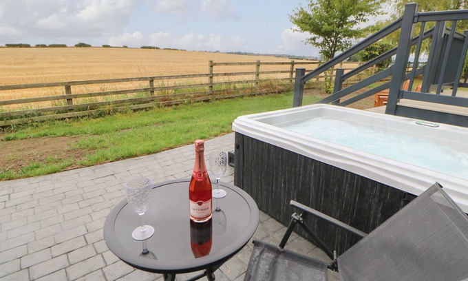 Richmond Cabaña | BOWES HIDEAWAY, romantic, character holiday cottage in Eppleby