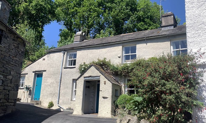 Coniston Cabaña | Bowmanstead Cottage - quirky & cosy traditional village cottage