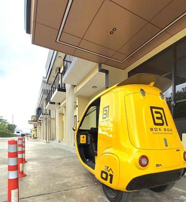 Sattahip Hotel | BOX BOX Hotel and Sports Restaurant
