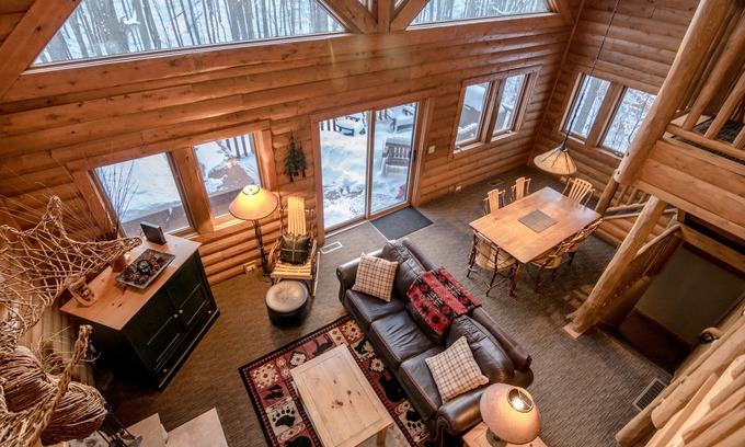 Boyne City Cabina | Boyne Mountain Cabin