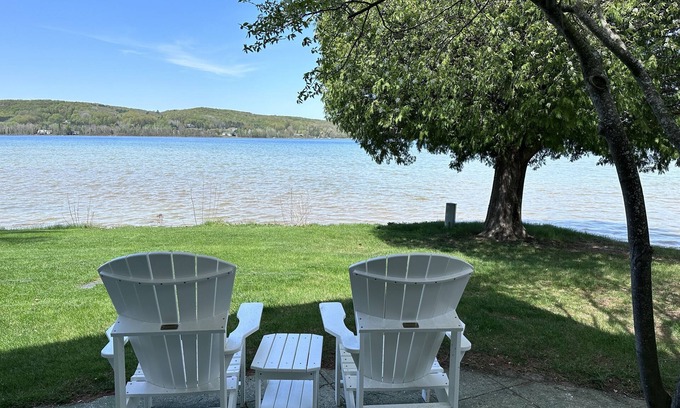 Boyne City Condominio | Boyne Mountain - Condominio frente al lago (Deer Lake)