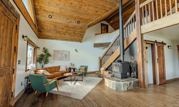 Bozeman Casa | Bozeman Country Retreat ~ Big Sky Views