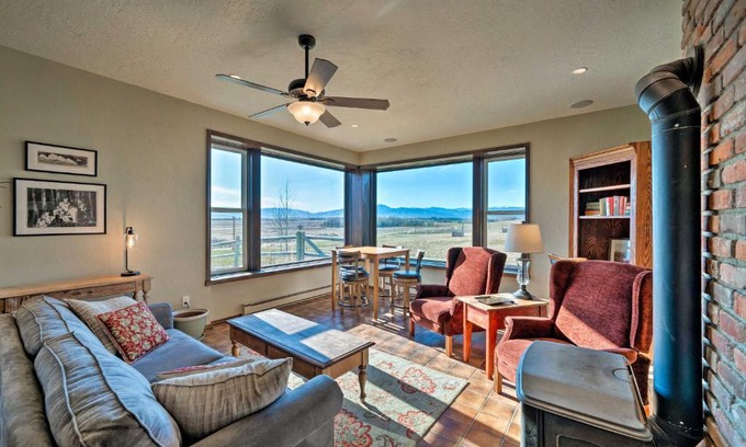 Bozeman Casa | Bozeman Home on 11 Acres with Mountain Views!