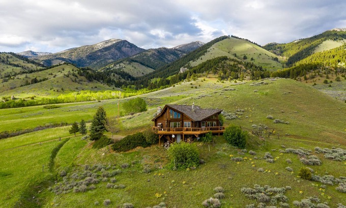 Belgrade Casa | Bozeman Overlook- Unparalleled Mountain Views!