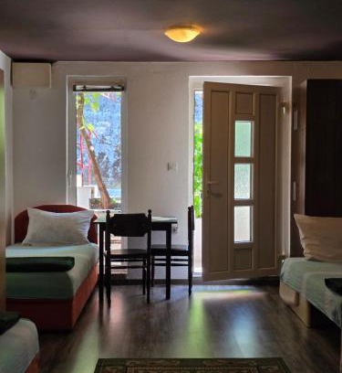 Golubovina Casa | Bozovic Apartments I