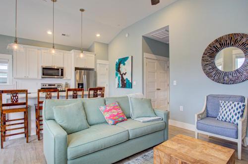Corolla Light Casa | BQ12A - Beach Jewel