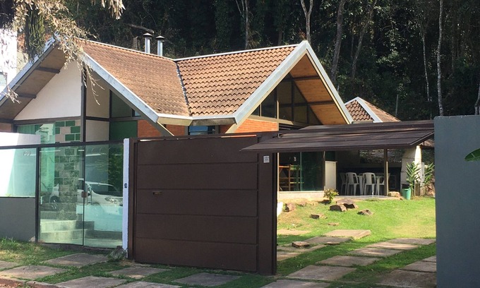 Aguas de Lindoia Casa | Beautiful little house that accepts pets