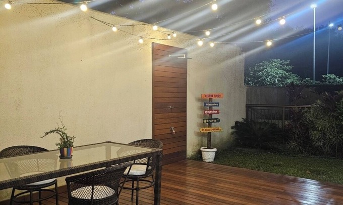 Recreio dos Bandeirantes Apartamento | Apartment with large outdoor area to gather friends and family, close to the beach