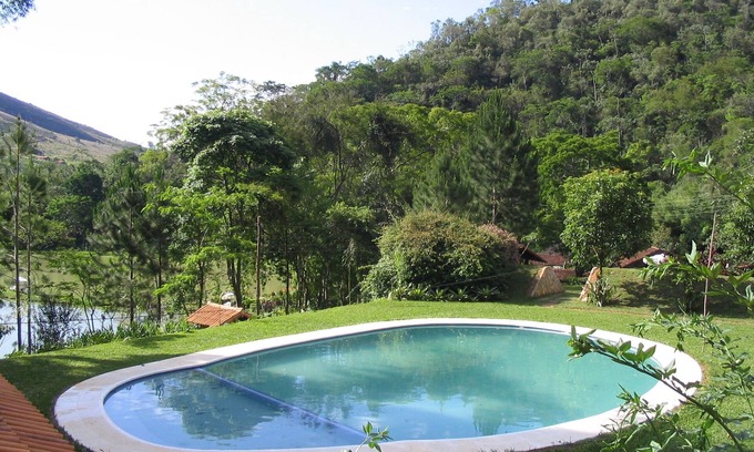 Sao Jose do Vale do Rio Preto Casa | Country House within a Farm