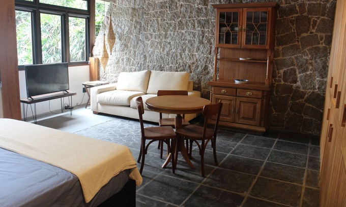 Santo Antonio de Lisboa Apartamento | House in Cacupé, Florianópolis - Stunning view, comfort, close to the beaches