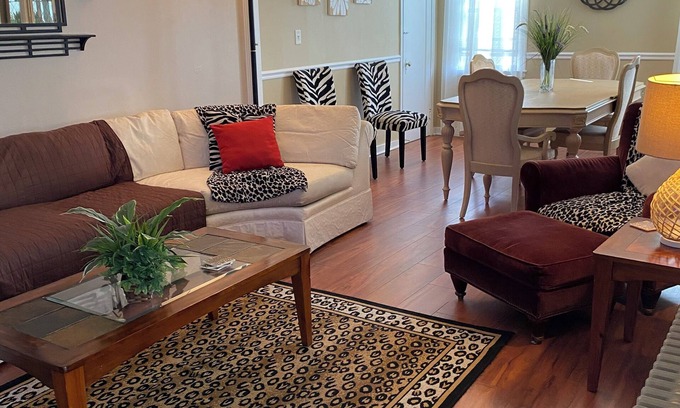 Bradley Beach Casa | Bradley Beach, 3 dormitorios, 3 cuadras de la playa