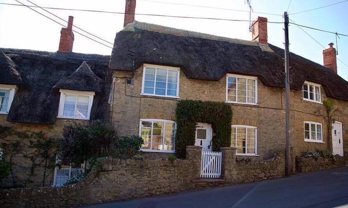 Burton Bradstock Cabaña | Bramble Cottage, BURTON BRADSTOCK