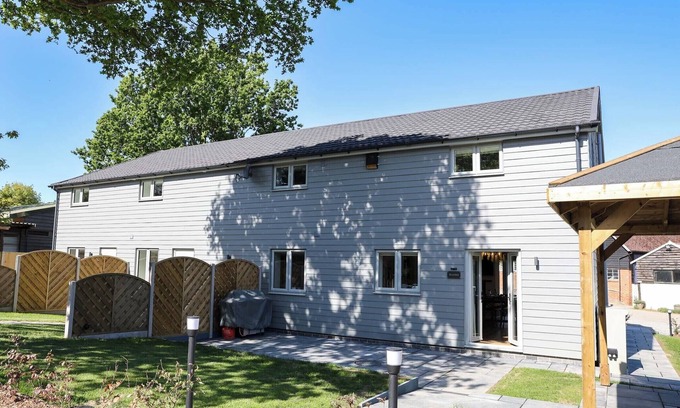 Woodbridge Casa | Bramley Suite - The Apple Barn at Hungarian Hall, Pettistree, Woodbridge