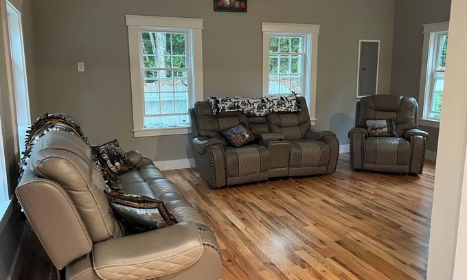 Bridgton Casa | Brand new 1870’s farm house with a total renovation with lakes and moubtains